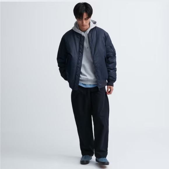Uniqlo Men's Olive Bomber Jacket - Picture 7 of 12